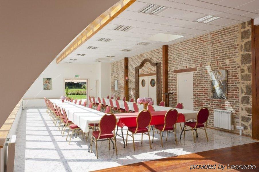 Chateau Hotel Du Colombier Сен-Мало Бизнес фото