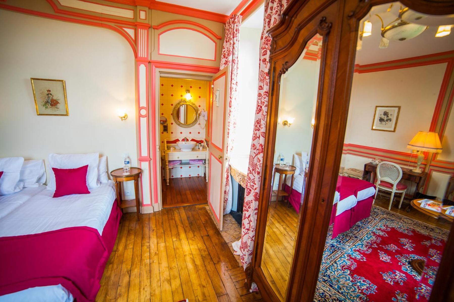 Chateau Hotel Du Colombier Сен-Мало Экстерьер фото
